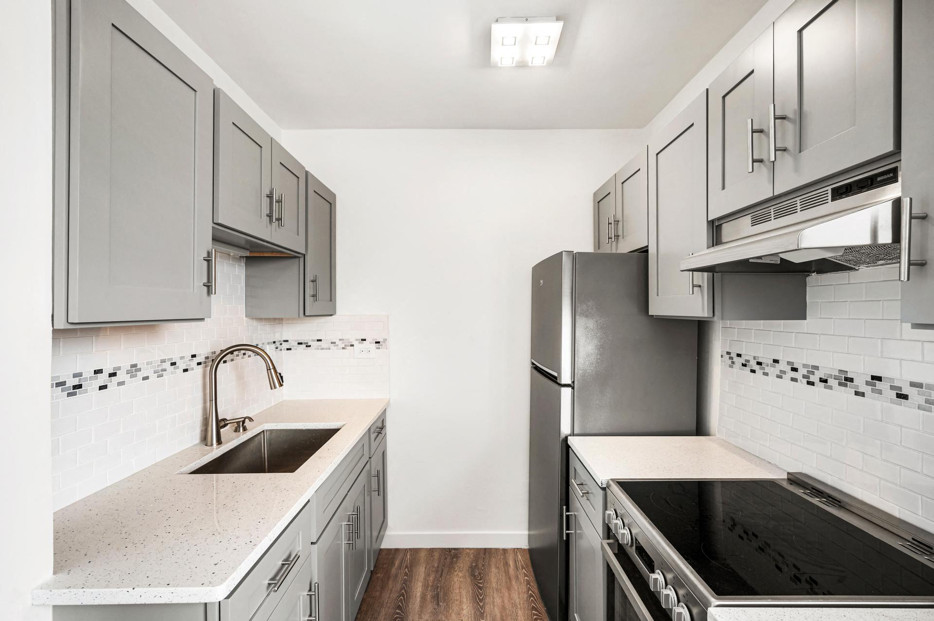 Floor plan for studio, 1 bath, 400 sqft